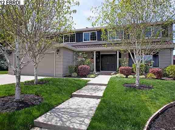 3rd image of 1044 Wickham Dr