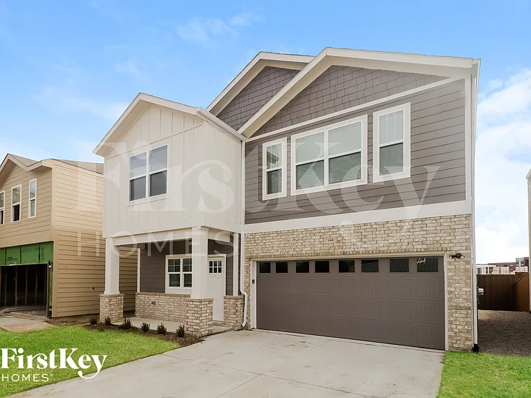340 Niki Dr — Photo 2