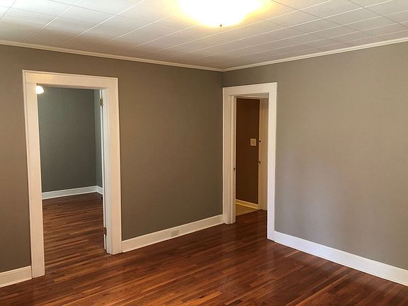 5th image of 2909 Shaftsbury St