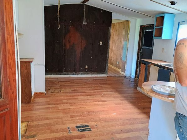 121 S Pine St #1