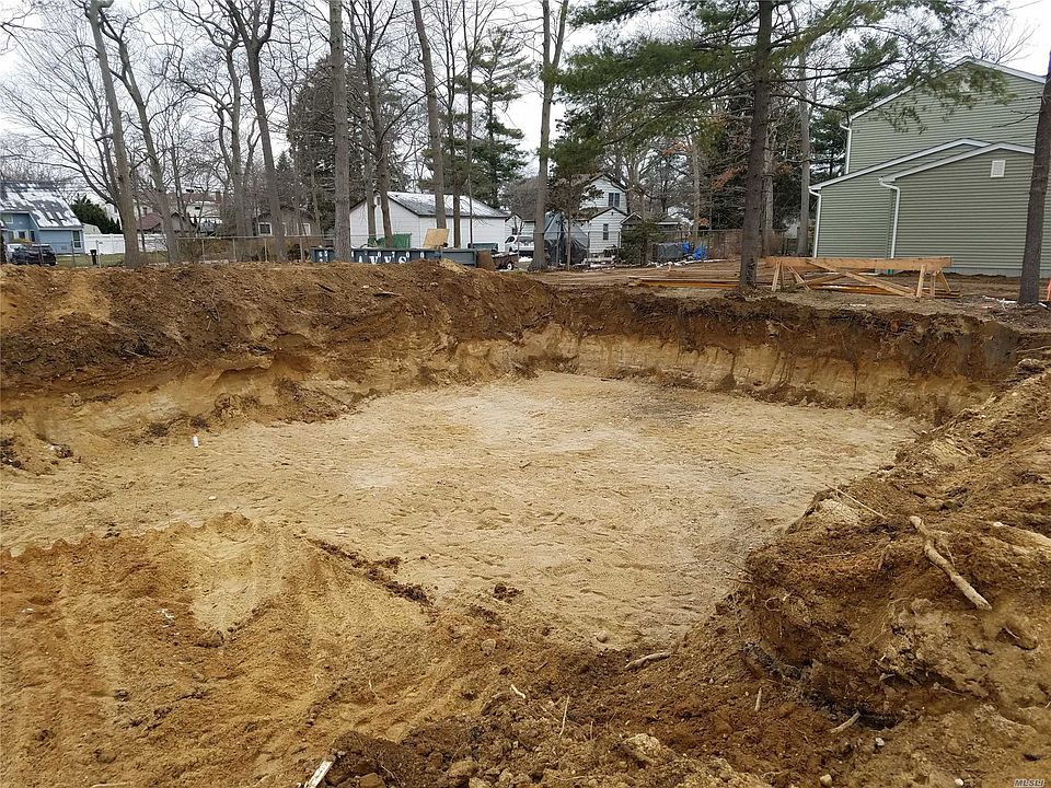 1st image of 66 Creighton Ave