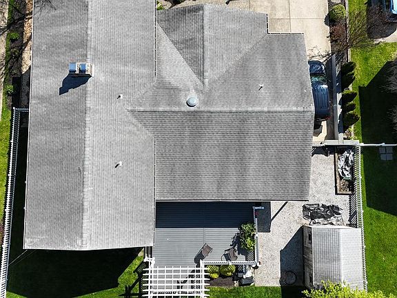 5th image of 8216 Thornton Rd