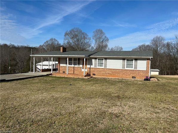 1217 Cox Mill Rd, Yadkinville, NC 27055