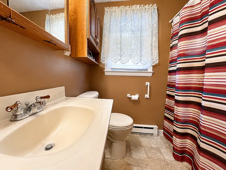 30 Villa Rd — Photo 15