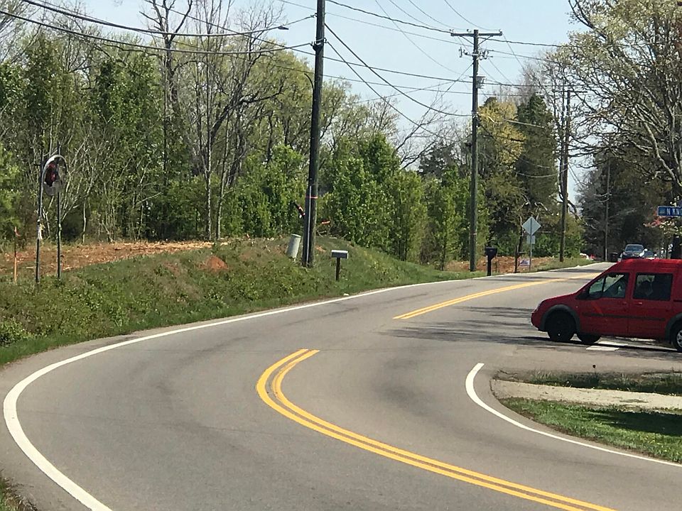 2nd image of Maryville Hwy