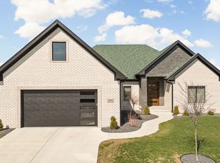 5680 Skylark Dr, Greenwood, IN 46143