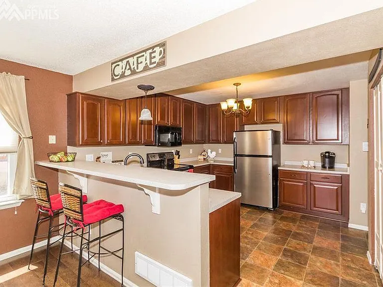 5095 Prairie Grass Ln — Photo 12