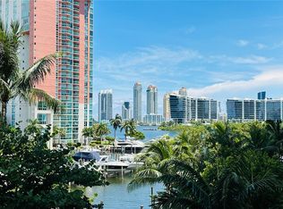 3340 NE 190th St APT 403, Aventura, FL 33180