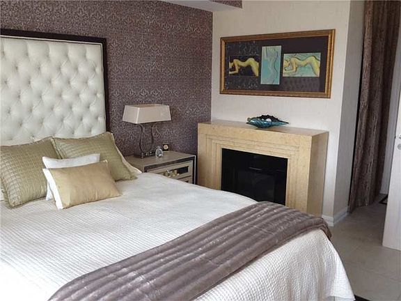 2nd image of 17555 Atlantic Blvd APT 1106