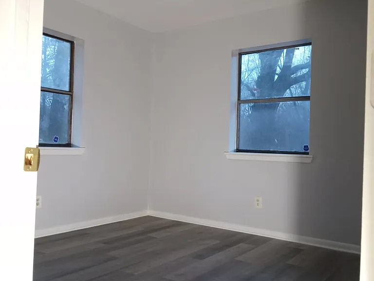 46 Pheasant Run Dr #B — Photo 2