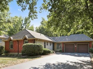1407 E Cambridge St, Olathe, KS 66062