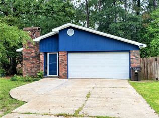 713 Monterrey Ln, Hattiesburg, MS 39402