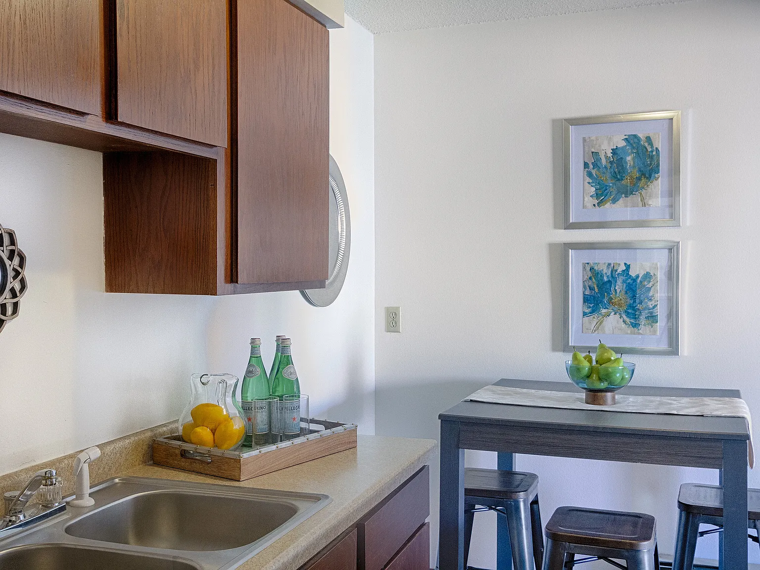 ReNew Knollwood — Photo 1
