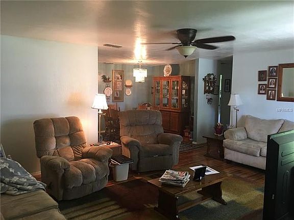 4th image of 136 Hollyhock Ct