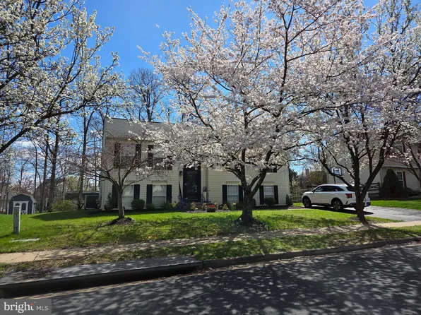 20580 Triple Crown Ct, Ashburn, VA 20147