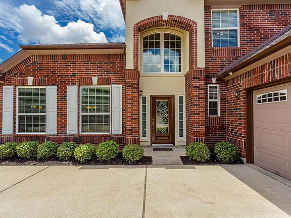 2nd image of 6706 Forsythe Ln