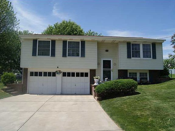 2nd image of 128 Mohawk Dr