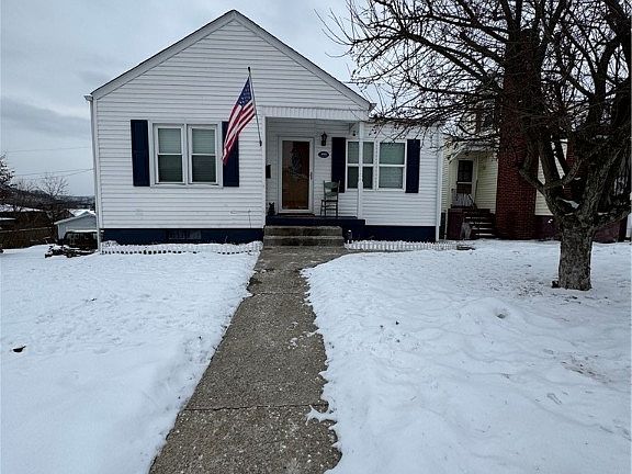 4th image of 460 W 41st St