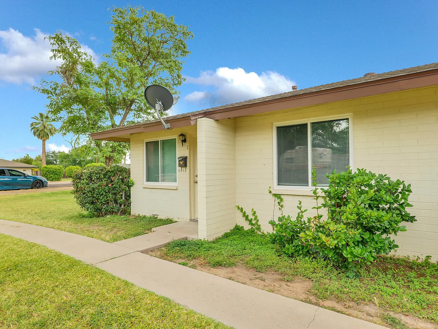 1 bed, 705 sqft, $1,249 — Photo 1