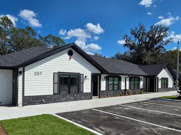 Jessie's Village, 215 SE 21st St #C, Gainesville, FL 32641