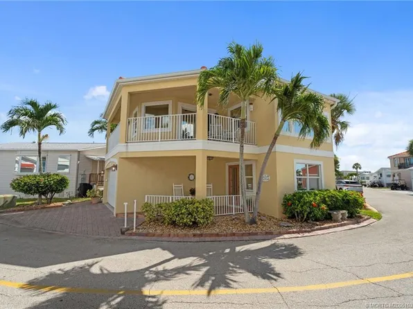 104 Nettles Blvd, Jensen Beach, FL 34957