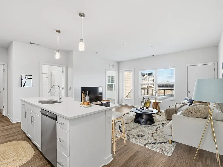 Skye - 1 Bed / 1 Bath - 774 Sq.Ft.