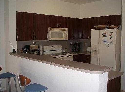 5th image of 8526 NW 107th Ave #6