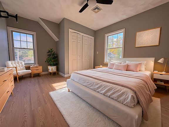 4th image of 40 Wright St #2