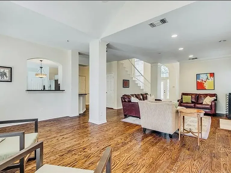 14628 Dickenson Ct — Photo 5