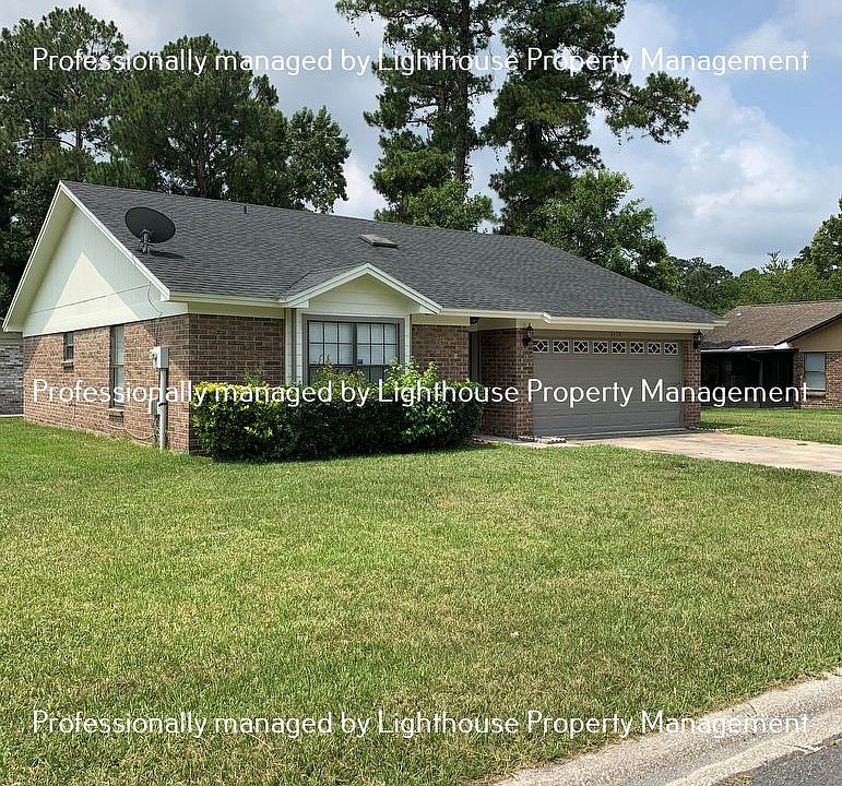 1st image of 1428 Kingfisher Ln N