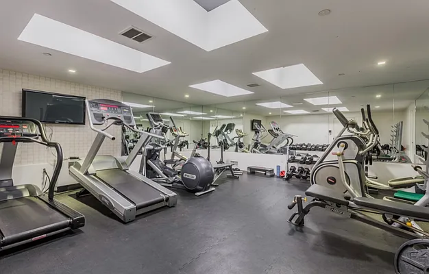 Rented by Carnegie Management Inc | media 9