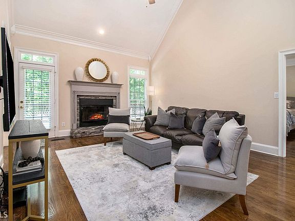 3rd image of 170 Eagles Nest Dr #38