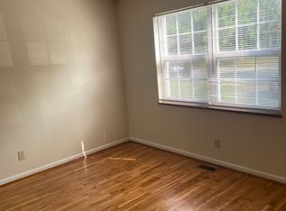 805 Sheridan Park Ct, Columbus, OH 43209