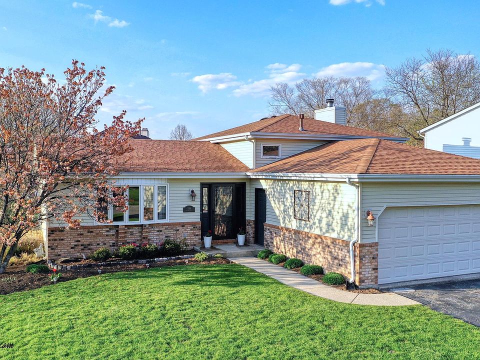 1st image of 546 Lochwood Dr