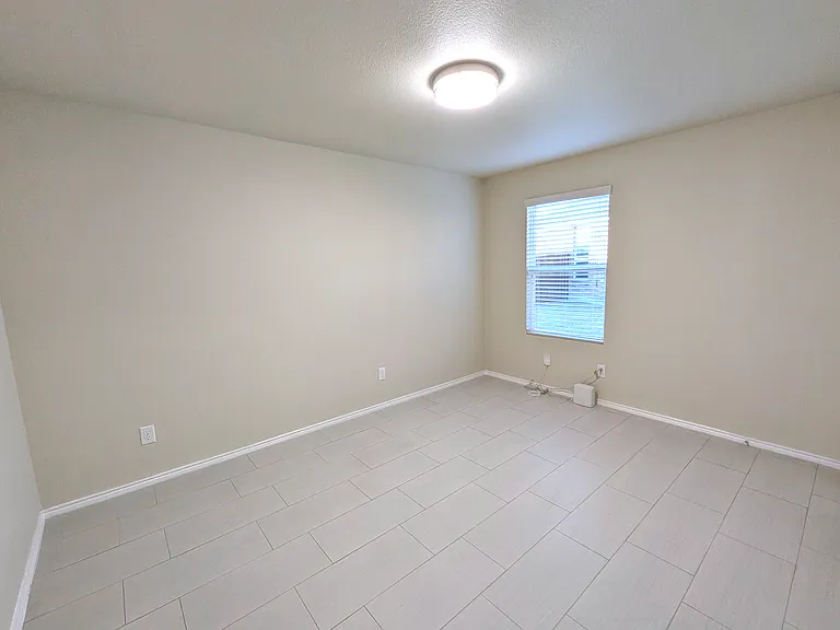 704 Rivers Creek Ln — Photo 29