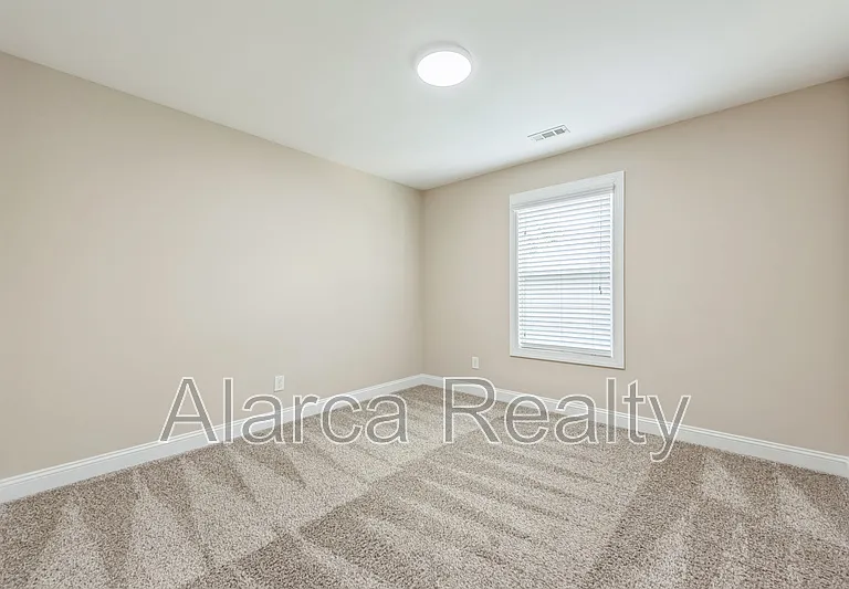 1020 Ridgehaven Rd — Photo 12