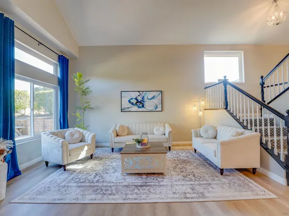 15530 Thornbush Rd, Ramona, CA 92065