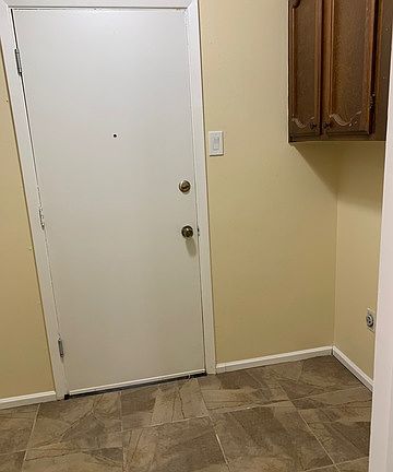 2nd image of 11919 Dawnhaven St