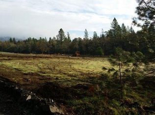 359 Tycer Xing, Cave Junction, OR 97523