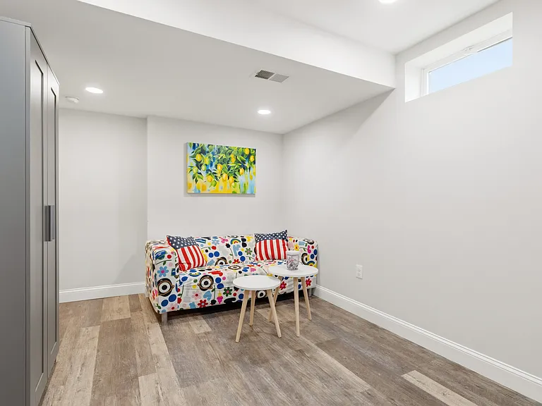 512 Quarry Point Rd — Photo 49
