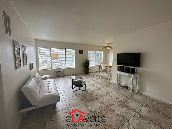 2nd image of 240 S Doheny Dr #2f6f3ed90