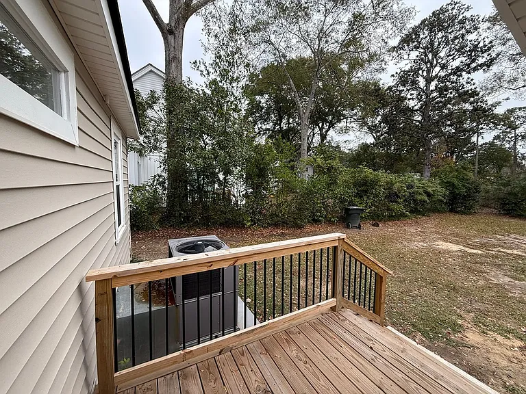 112 Donaldson St — Photo 10
