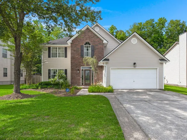 142 Adthan Cir, Goose Creek, SC 29445