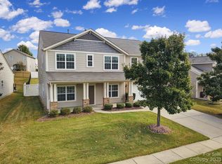 13327 Hunting Birds Ln, Charlotte, NC 28278