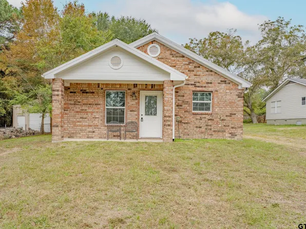 1222 SE Fm 13, Troup, TX 75789