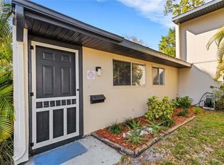 921 Byron Ct, Sarasota, FL 34243