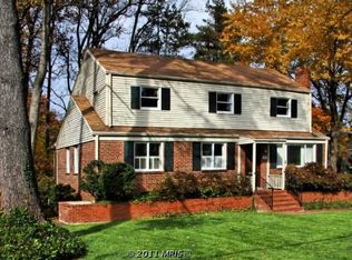 3802 Terrace Dr, Annandale, VA 22003