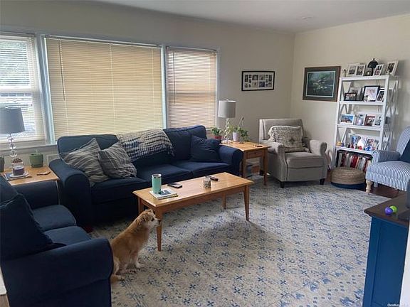 4th image of 475 E Park Ave
