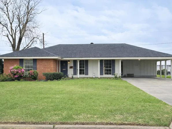 279 Primrose St, Greenville, MS 38701