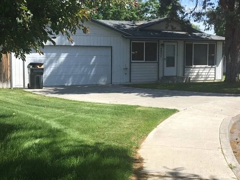 4971 Chukar Dr